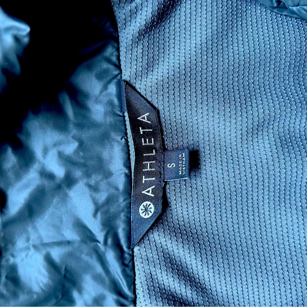Athleta Light Weight Featherless Jacket - image 3